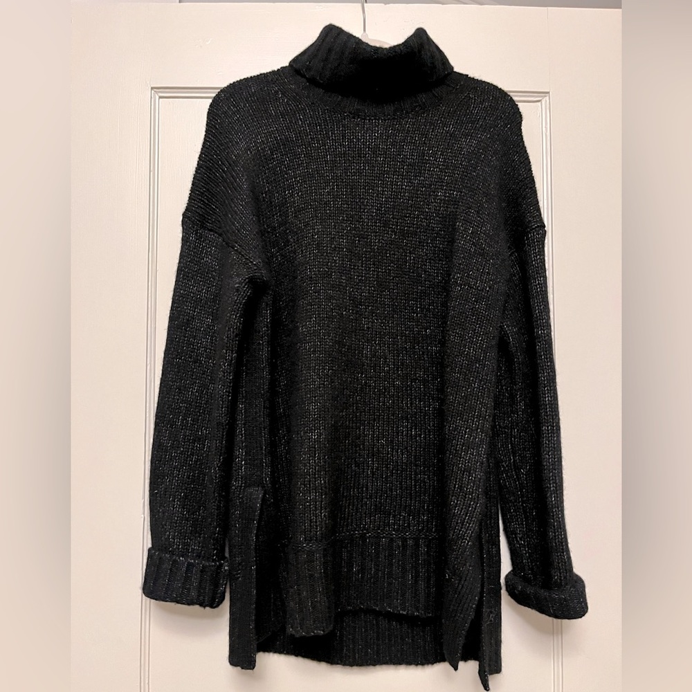 The Cloud Turtleneck - Super cozy turtleneck sweater tunic from Everlane, size S